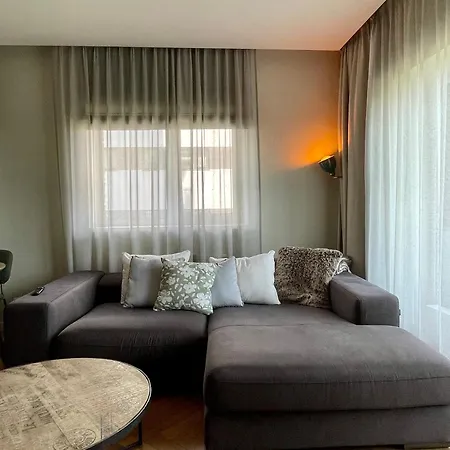 Cashmere In Zaliakalnis Kaunas