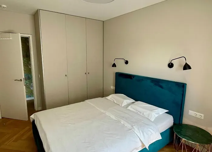 Cashmere In Zaliakalnis